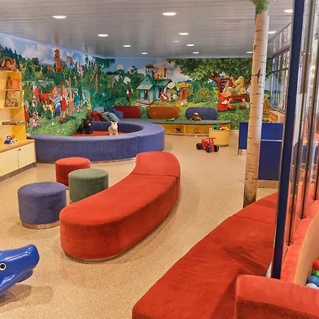 Tallink Ferry - Baltic Queen To Stockholm