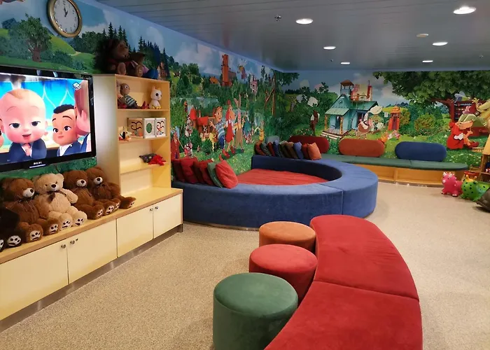 Tallink Ferry - Baltic Queen To Stockholm