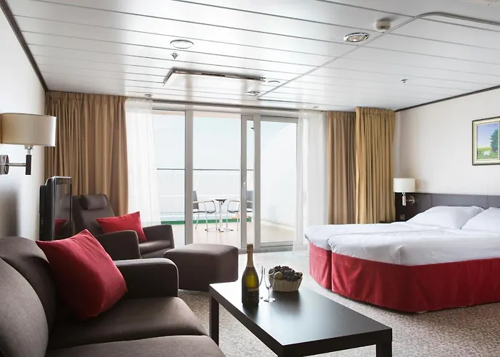 Tallink Ferry - Baltic Queen To Stockholm 